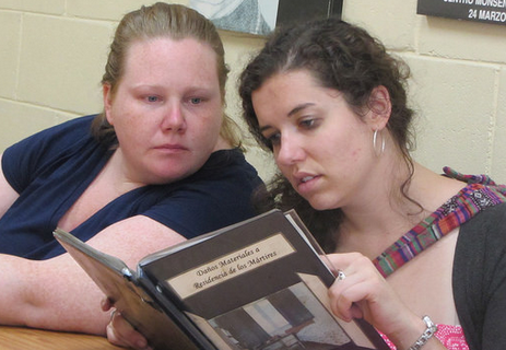 Katie Hart (right) with Amy Chapman at the Romero Center on the UCA campus during ISN's 25th anniversary delegation to El Salvador in July 2014.