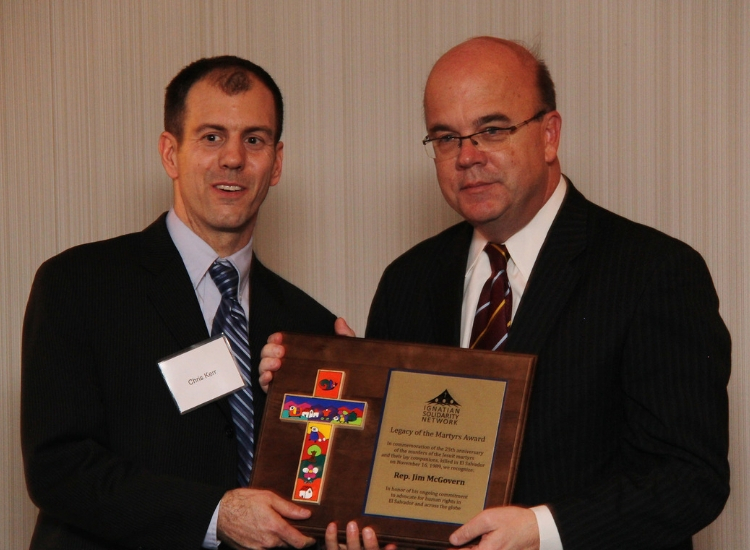 U.S. Representative James McGovern with ISN executive director Christopher Kerr at the 2014 Legacy of the Martyrs Award event. 